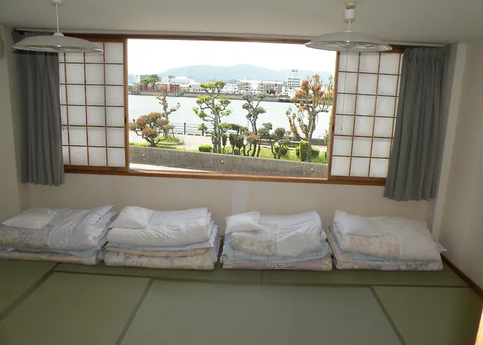 Business Hotel Minshuku Minato